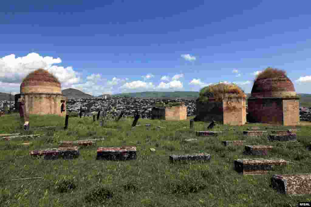 Təmirə ehtiyaclı tarixi abidələr #26