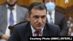  دواخان مینه پال، رئیس مرکز اطلاعات و رسانه‌های افغانستان 