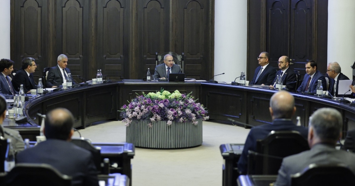 Armenian Officials To Get More Bonuses Ahead Of Elections