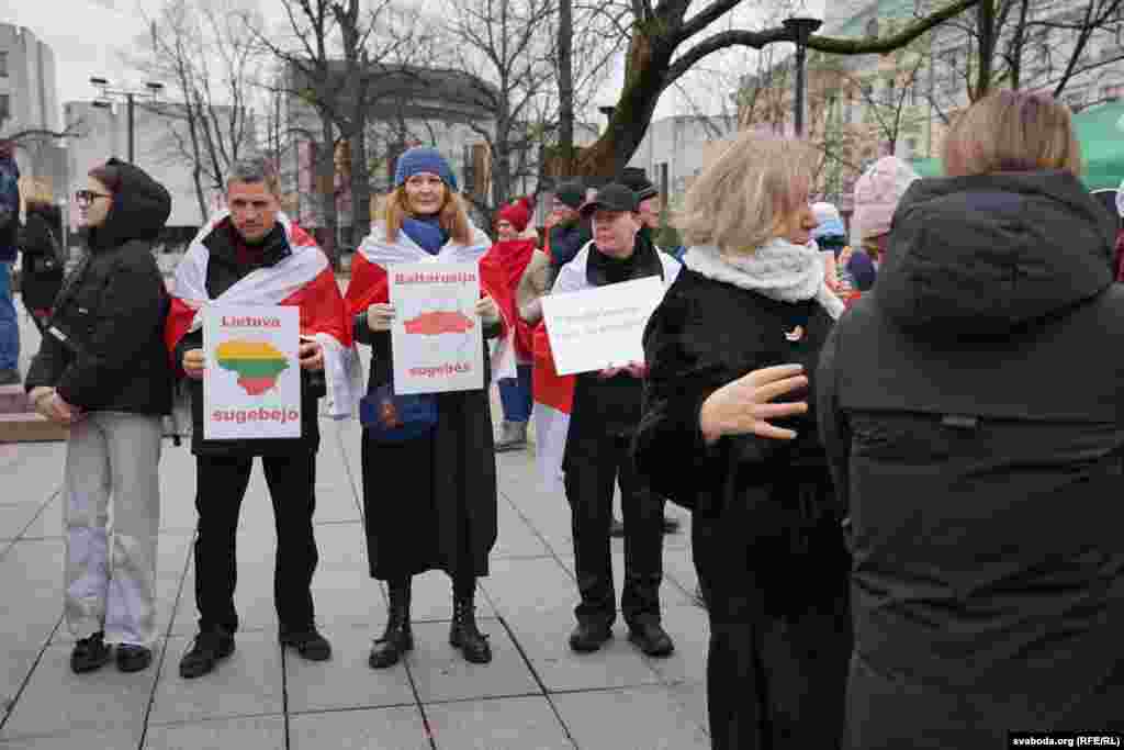 Гэта вельмі люднае месца ў цэнтры Вільні на праспэкце Гедзіміна&nbsp;