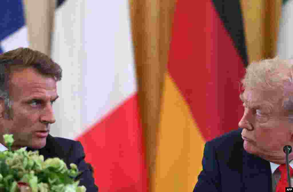 Президент Франції Емманюель Макрон (на фото із Дональдом Трампом) і канцлер Німеччини Фрідріх Мерц висловили відмінну від ідей Дональда Трампа позицію – американський президент вважає, що мирної угоди можна досягти і без попереднього перемир’я. Вони ж заявили про необхідність перемир’я як першого кроку до укладення справедливої мирної угоди, яка б завершила війну Росії проти України