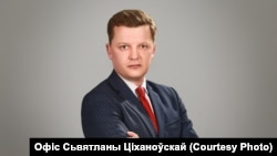 «Сподіватися на те, що хтось прийде з міжнародних структур і вирішить проблеми, можна дуже довго. Проведення виборів – це справа білорусів» – Олександр Шлик, колишній керівник виборчого відділу БДІПЛ (Бюро демократичних інститутів і прав людини) ОБСЄ