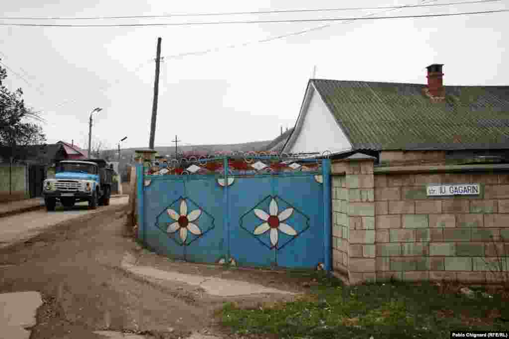  Pe strada Gagarin la Bubuieci