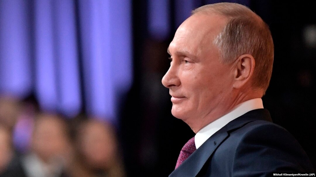 Ресей президенті Владимир Путин баспасөз конференциясында. Мәскеу, 14 желтоқсан 2017 жыл.