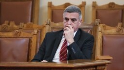 Министърът на отбраната Стефан Янев нарече случващото се в Украйна "военна интервенция", след като руската армия започна инвазия срещу Киев.