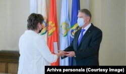 Mirela Tanc a fost premiată de președintele Klaus Iohannis de Ziua Națională a României