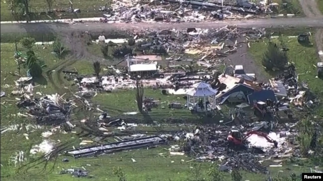 Pamje nga lart të pasojave serioze të tornadove në Teksas.