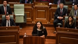 Vjosa Osmani gjatë fjalimit të saj pasi u zgjodh kryetare e Kuvendit të Kosovës. Prishtinë, 3 shkurt, 2020.