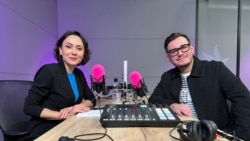 Jurnalista Adriana Nedelea a stat de vorbă cu Silviu Faiăr despre ce îl influențează în mediul online, despre radicalizare și despre responsabilitatea pe care o are, în calitate de influencer, când vine vorba de susținerea adevărului. 