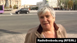 «Я хочу, щоб все це зупинилося вже, але «в Україну» не хочу» – стверджує жінка