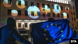 „Исторически ден“. Как България посрещна еврото