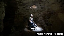 Pećina kao sklonište od napada u provinciji Idlib, 3. septembra