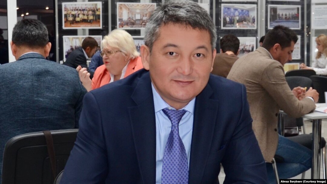 Алмаз Сарыбаев.