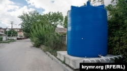 Резервуари з водою в Криму, ілюстративне фото