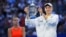Елена Рыбакина US Open турнирінің кубогымен. 12 қыркүйек 2026 жыл.