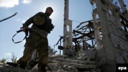 Український військовий на шахті «Бутівка», архівне фото