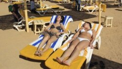 Türkmenistana bikini-kupalnikleri getirmek gadagan edildi