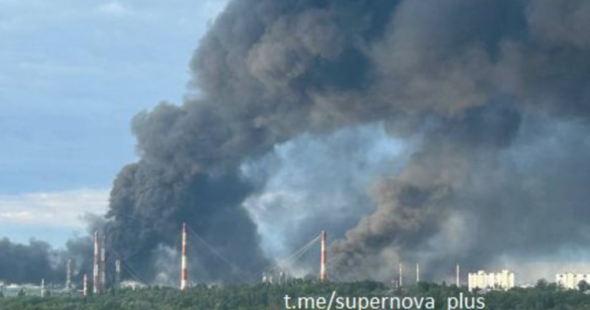 Dronët ukrainas godasin rafinerinë ruse gjatë një tjetër sulmi thellë brenda Rusisë