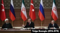 Իրանի նախագահ Հասան Ռոհանին, Թուրքիայի նախագահ Ռեջեփ Էրդողանը, Ռուսաստանի նախագահ Վլադիմիր Պուտինը Անկարայում, 4-ը ապրիլի, 2018թ.