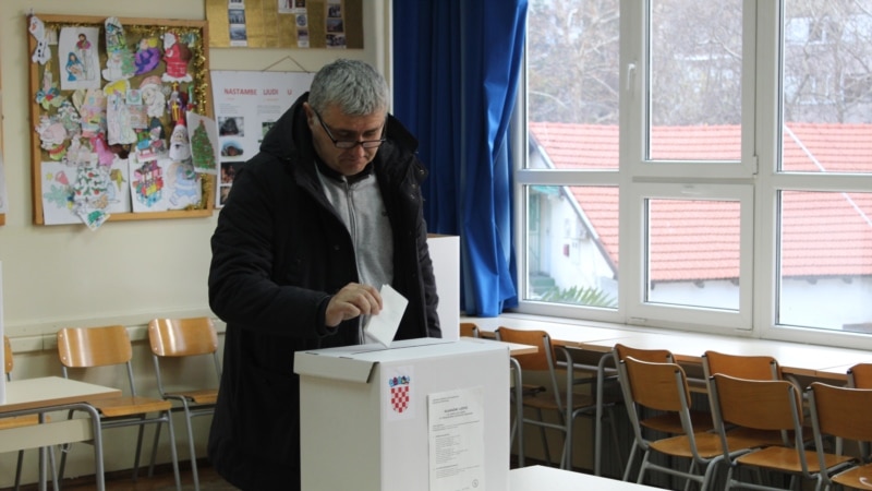 Glasanje u Mostaru protiče bez problema