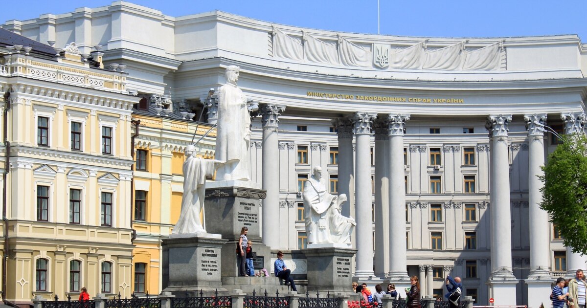 МЗС України: Угорщина порушила права українських інкасаторов