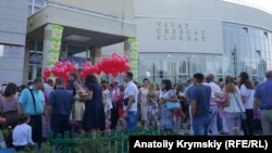 Aqmescitteki ukrain gimnaziyası