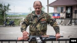 Seperatistët pro-rusë në lindje të Ukrainës