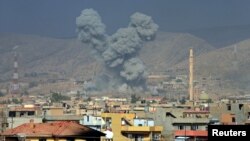 Hiljadu i pet stotina porodica primorano je da se povuče sa militantima iz grada Hamam al Alila prema aerodromu u Mosulu