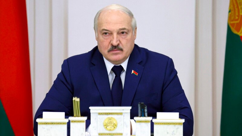 Лукашенко предложил Германии принять около 2 тысяч мигрантов