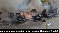 Вдень 29 жовтня російський БпЛА влучив у багатоквартирний житловий будинок у Кременчуці на Полтавщині. Троє людей загинули, раніше було відомо про 15 поранених