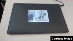 İki ekranlı notebook