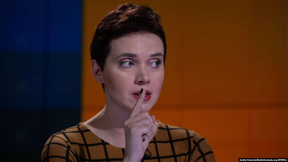 oi5.ru: «Зеленськ��и не готов отвечать на некомфортные вопросы» – Янина Соколова «Зеленськ��и не готов отвечать на некомфортные вопросы» – Янина Соколова