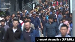 2019 წლის პირველ ნახევარში 2,4 მილიონმა უცხოელმა განაცხადა, რომ რუსეთში სამუშაო მიზნით ჩავიდა.