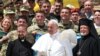 Папа Римський Франциск особисто привітав делегацію українських військових, які взяли участь у загальній папській аудієнції на площі Cвятого Петра у Ватикані, 22 травня 2019 рок