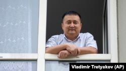 Серикжан Билаш у себя дома после приговора. Алматы, 17 августа 2019 года.