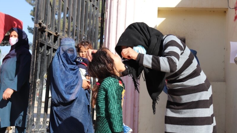 افغانستان کې د ماشومانو د ګوزڼ ضد واکسین پیلېږي