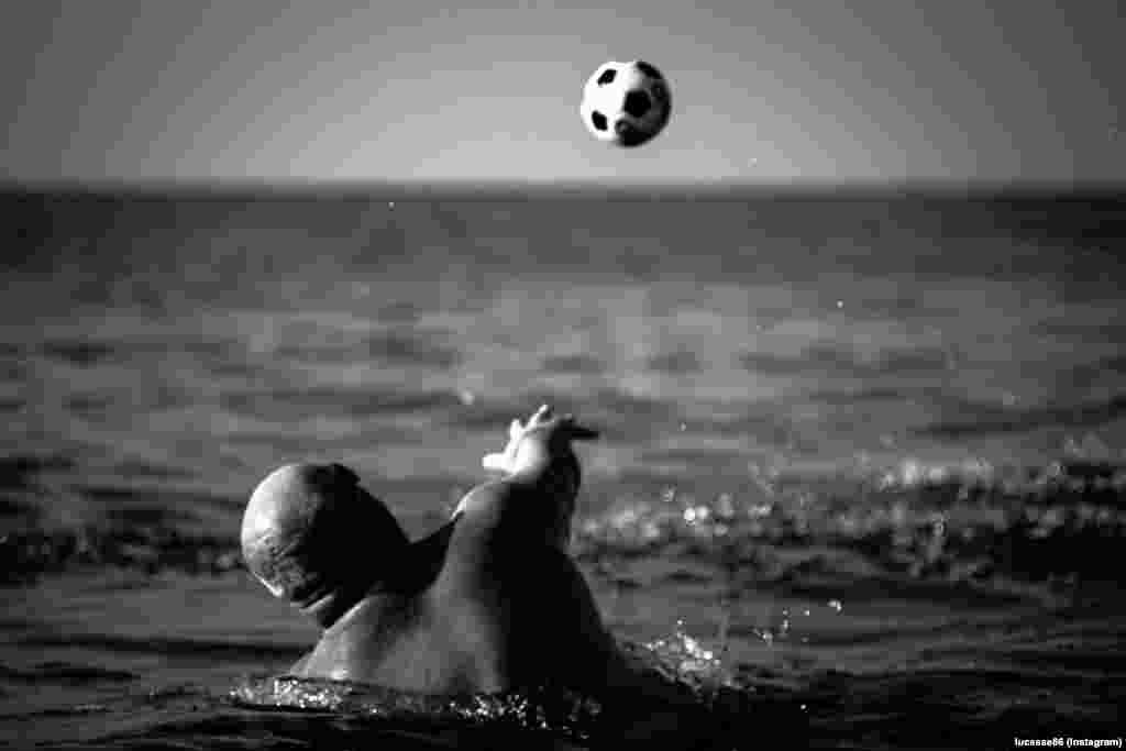 ucesse86-ის სხვა ფოტოები ნახეთ მის ინსტაგრამის არხზე.