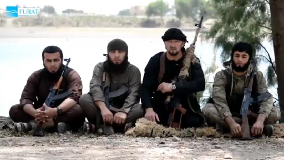 Порно орыстың қыздары жігітті сиқырлайды Кинотеатрдағы порно