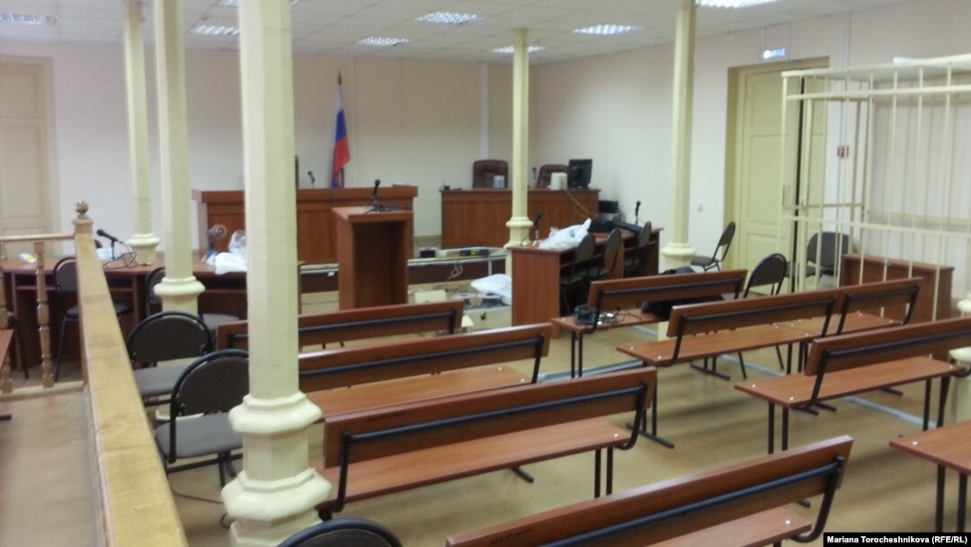 Сегодня в Ингушетии фактически оказалось сорвано заседание Верховного суда, на котором должно было рассматриваться дело ингушского правозащитника Илеса Татиева