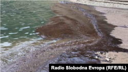 Загадување на водите на Дебарското езеро. 