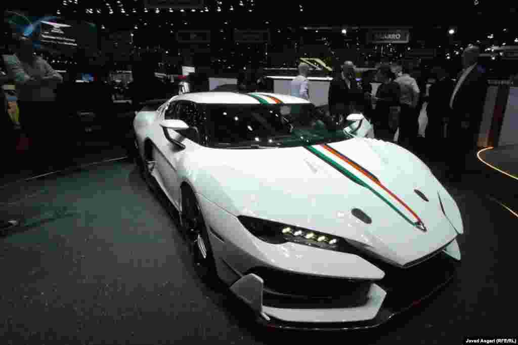 ایتال&zwnj;دیزاین خودروی سوپراسپرت خود با نام زرونو را در ژنو رونمایی کرد. فقط پنج دستگاه از این اتومبیل ساخته خواهد شد و قیمت این محصول حدود دو میلیون دلار است . سوپر اسپرت جدید ایتال&zwnj;دیزاین جدید از یک پیشرانه&zwnj;ی ۵.۲ لیتری با ۱۰ سیلندر استفاده کرده است. بیشترین سرعت این خودرو ۳۳۰ کیلومتربرساعت است.