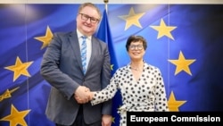 Український віцепрем’єр з питань європейської та євроатлантичної інтеграції Тарас Качка і єврокомісарка з питань розширення Марта Кос під час обговорення прогресу просування України до ЄС. Брюссель, Бельгія, 26 травня 2026 року