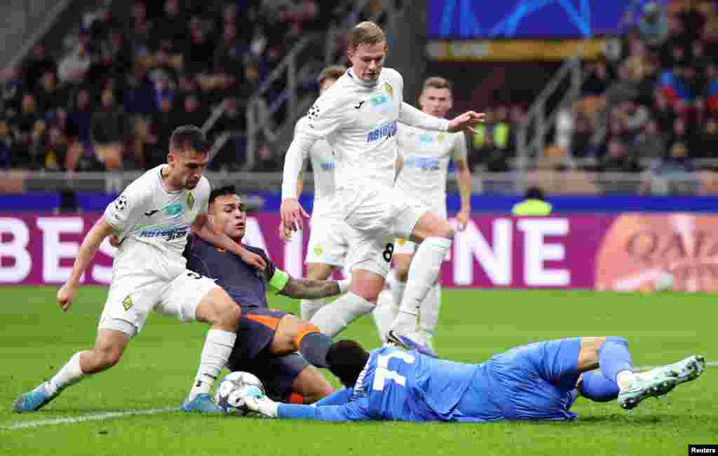 Осы голдан кейін "Интер" есепті еселеуге күш салып, шабуылды үдетті. 