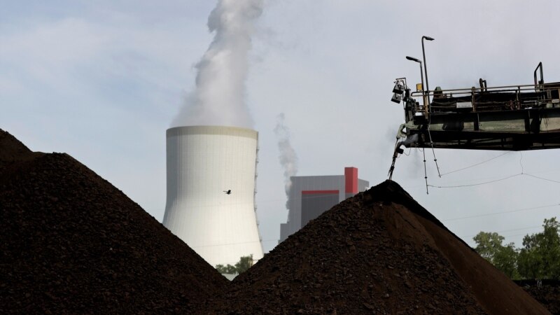 Самит COP26: Над 40 земји ветија дека нема да користат јаглен