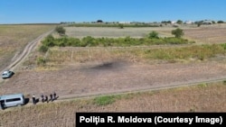 Imagine publicată de Poliție de la locul deflagrației în apropiere de Colonița, mun. Chișinău în noaptea de 17 spre 18 septembrie 2026