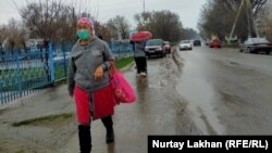 Улица в селе Жанашамалган, Алматинская область, 3 апреля 2020 года. 