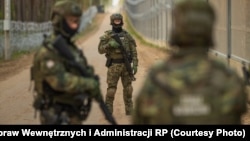 Польскія паменікі ля мяжы зь Беларусьсю. Ілюстрацыйнае фота