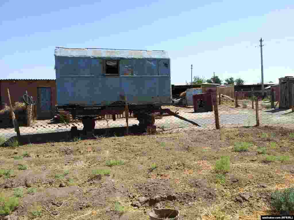 Çopanlaryň gyşlyk tirkegi