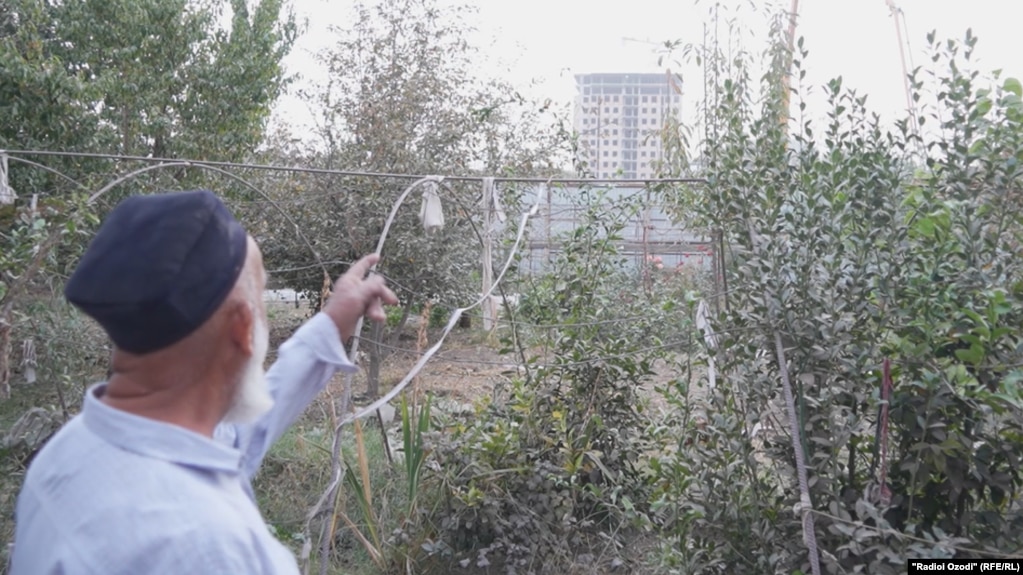 Бунёди баландошёнаҳо дар ноҳияи Рӯдакӣ. Мардум аз чӣ нигаронанд?