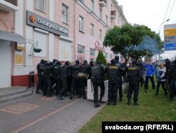 Падчас разгону акцыі пратэсту ў Гомлі. 27 верасьня 2020 г.